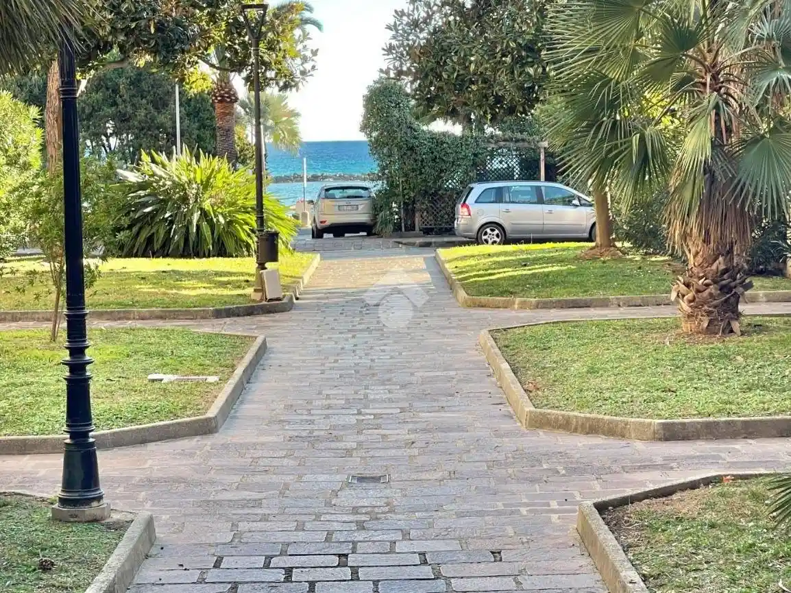 Appartamento in vendita a San Bartolomeo al Mare