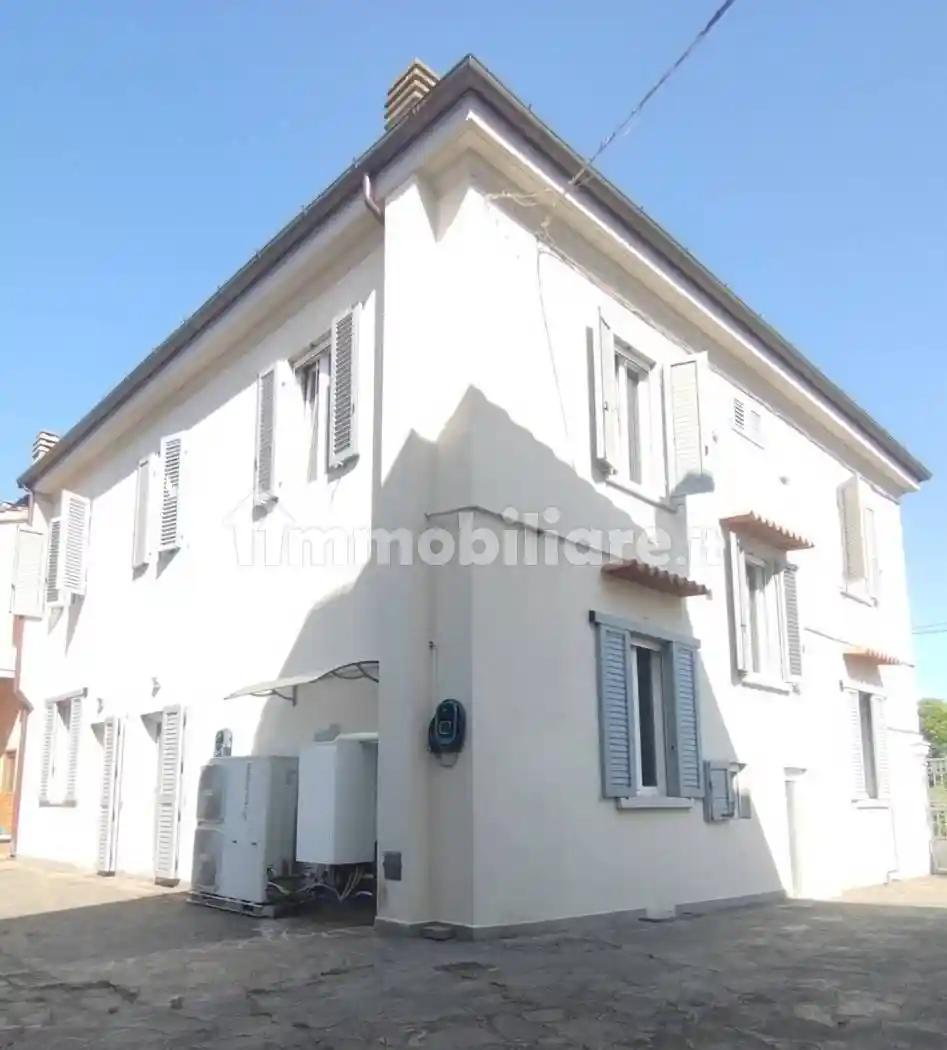 Casa indipendente in vendita a Quarrata