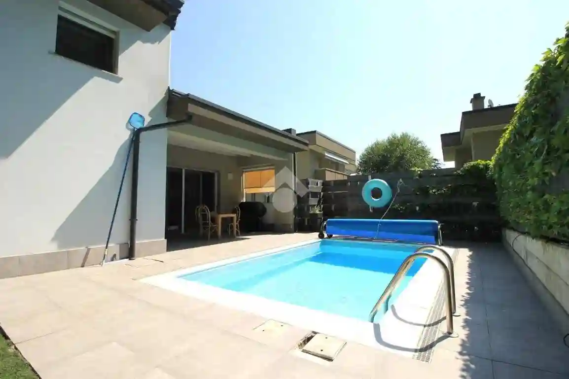 Villa - foto 3