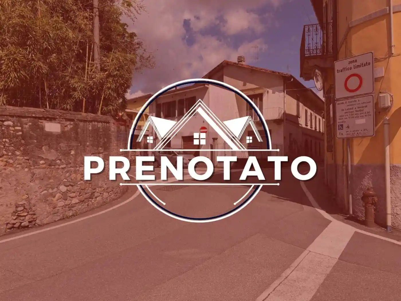 Casa indipendente in vendita a Gazzada Schianno