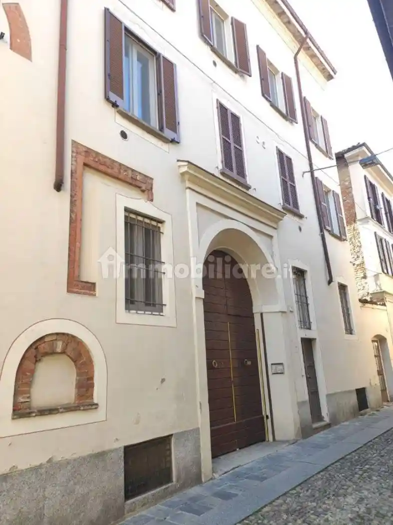 Appartamento in vendita a Pavia