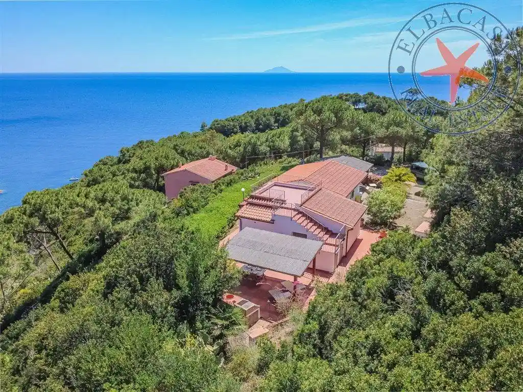 Casa indipendente in vendita a Capoliveri