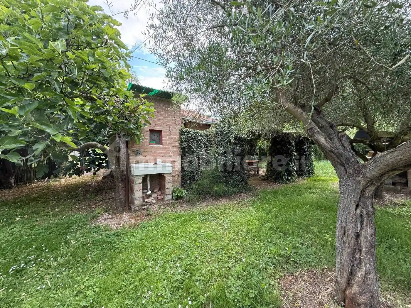 Rustico - Casale in vendita a Pesaro