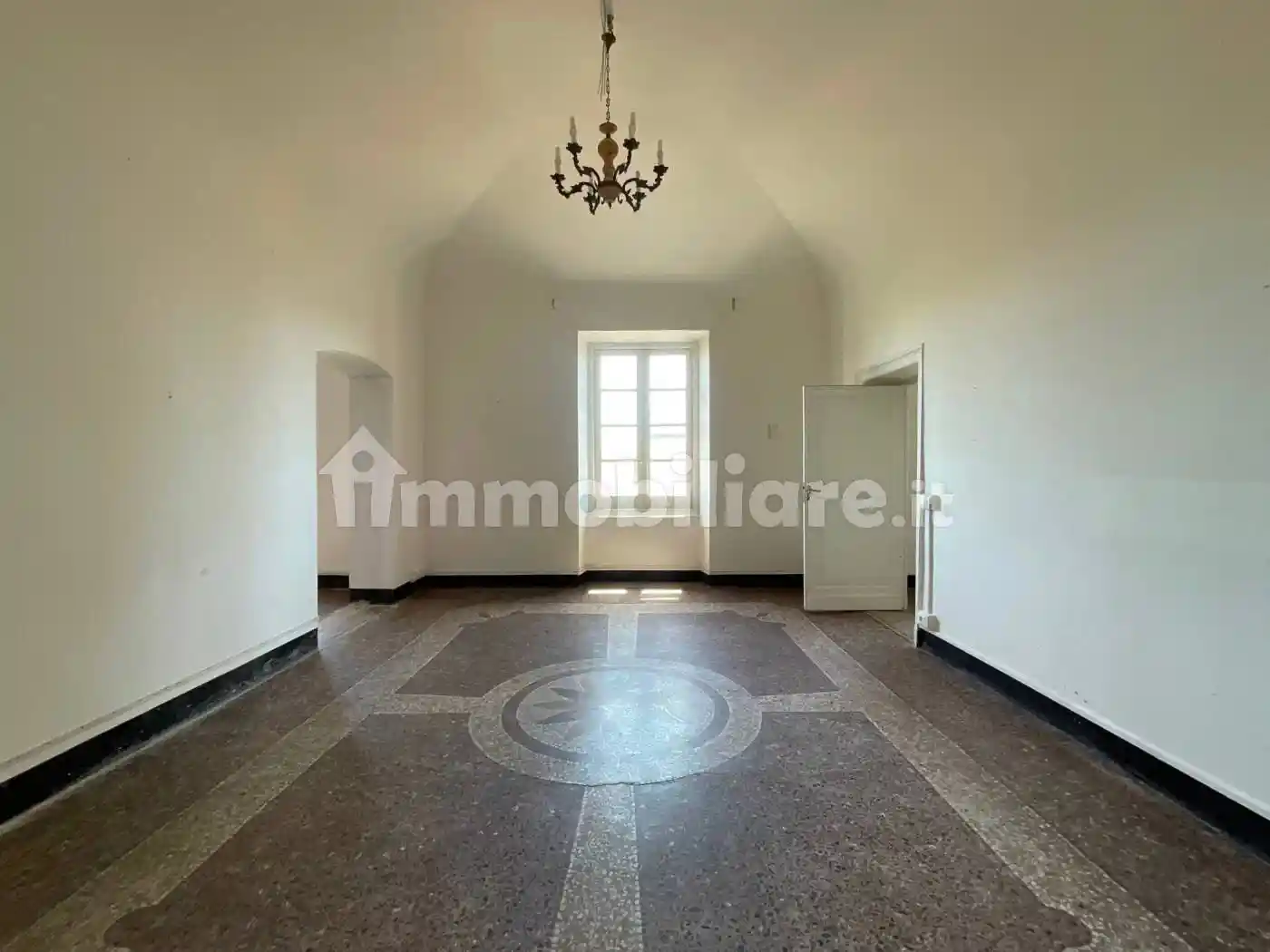 Appartamento in vendita a Savona
