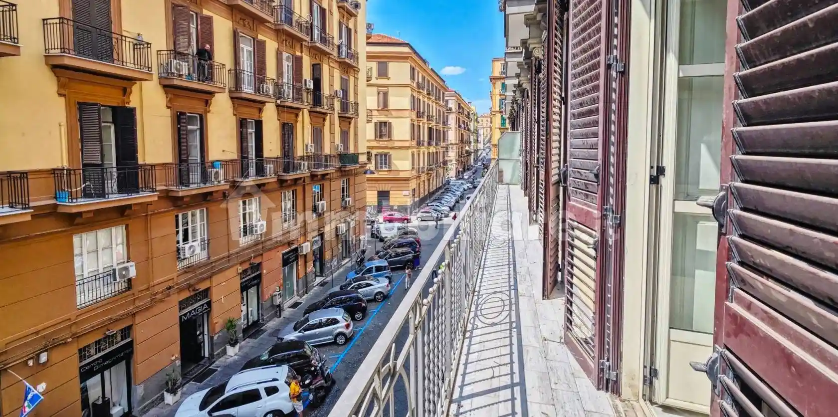 Appartamento in vendita a Napoli