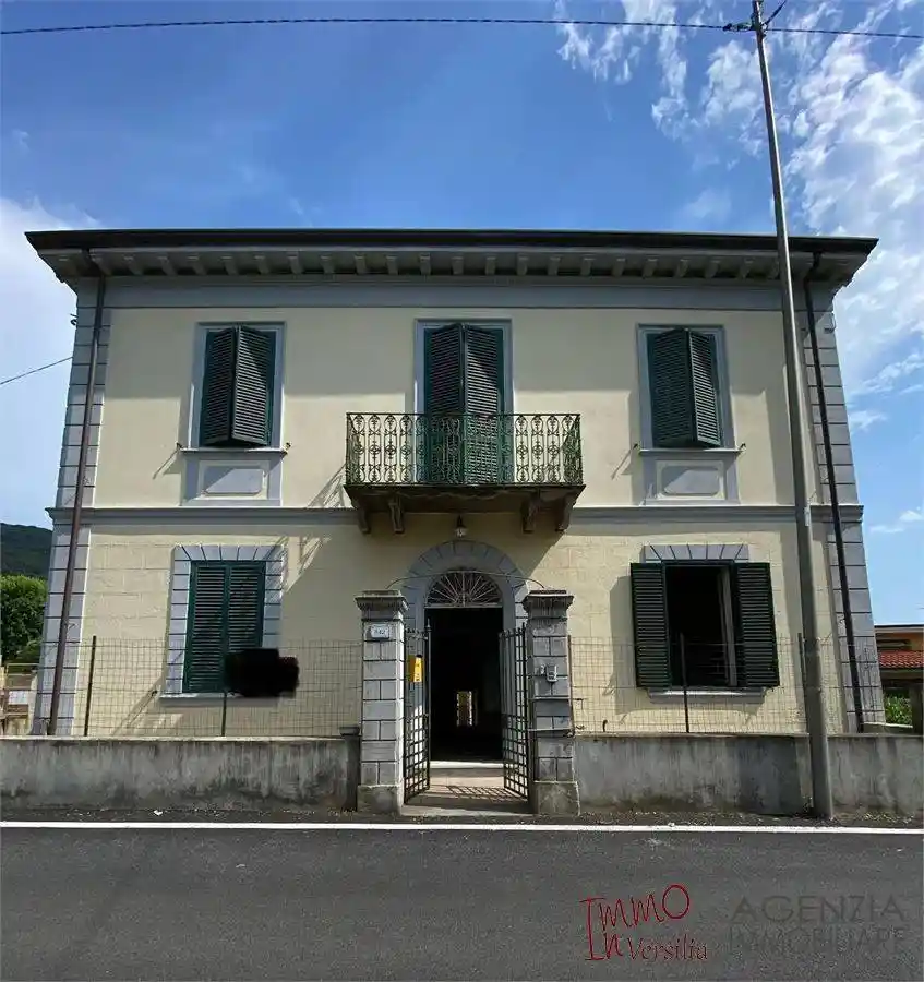 Villa in vendita a Massarosa