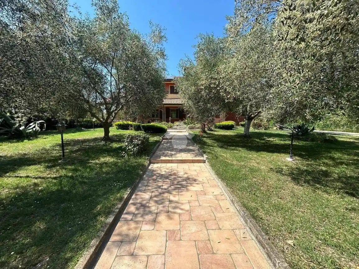 Villa