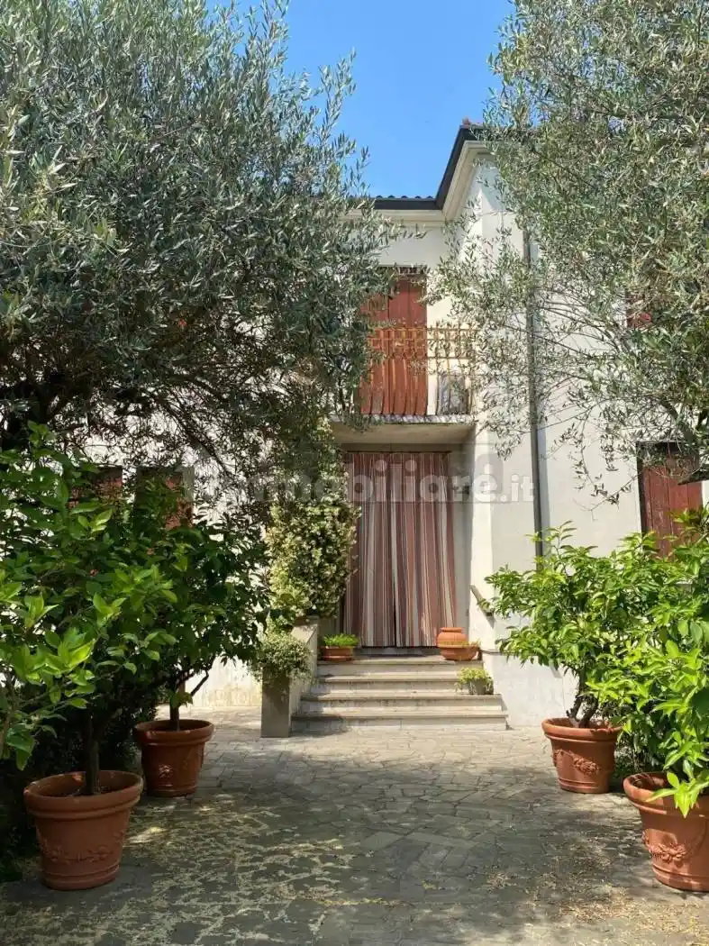 Villa in vendita a Barbarano Mossano