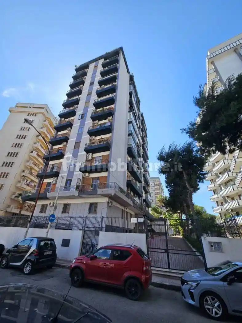 Appartamento in vendita a Taranto