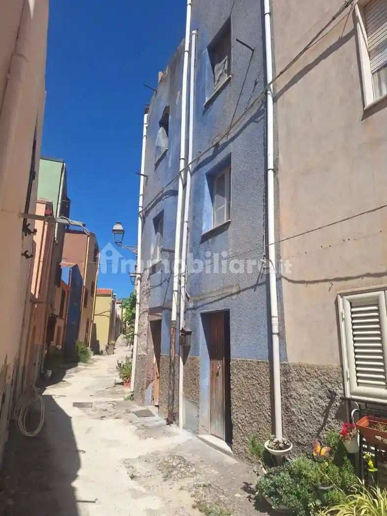 Casa indipendente in vendita a Bosa