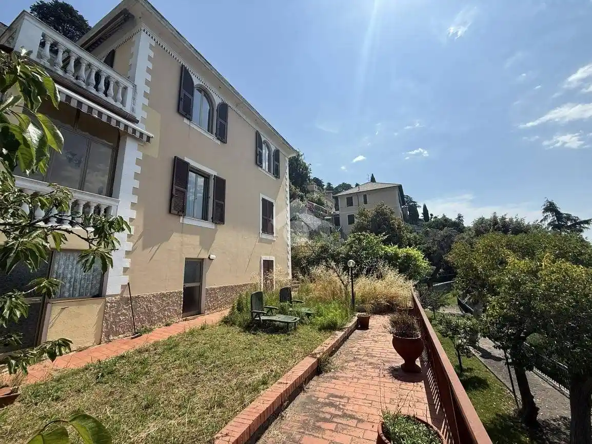 Villa in vendita a Genova