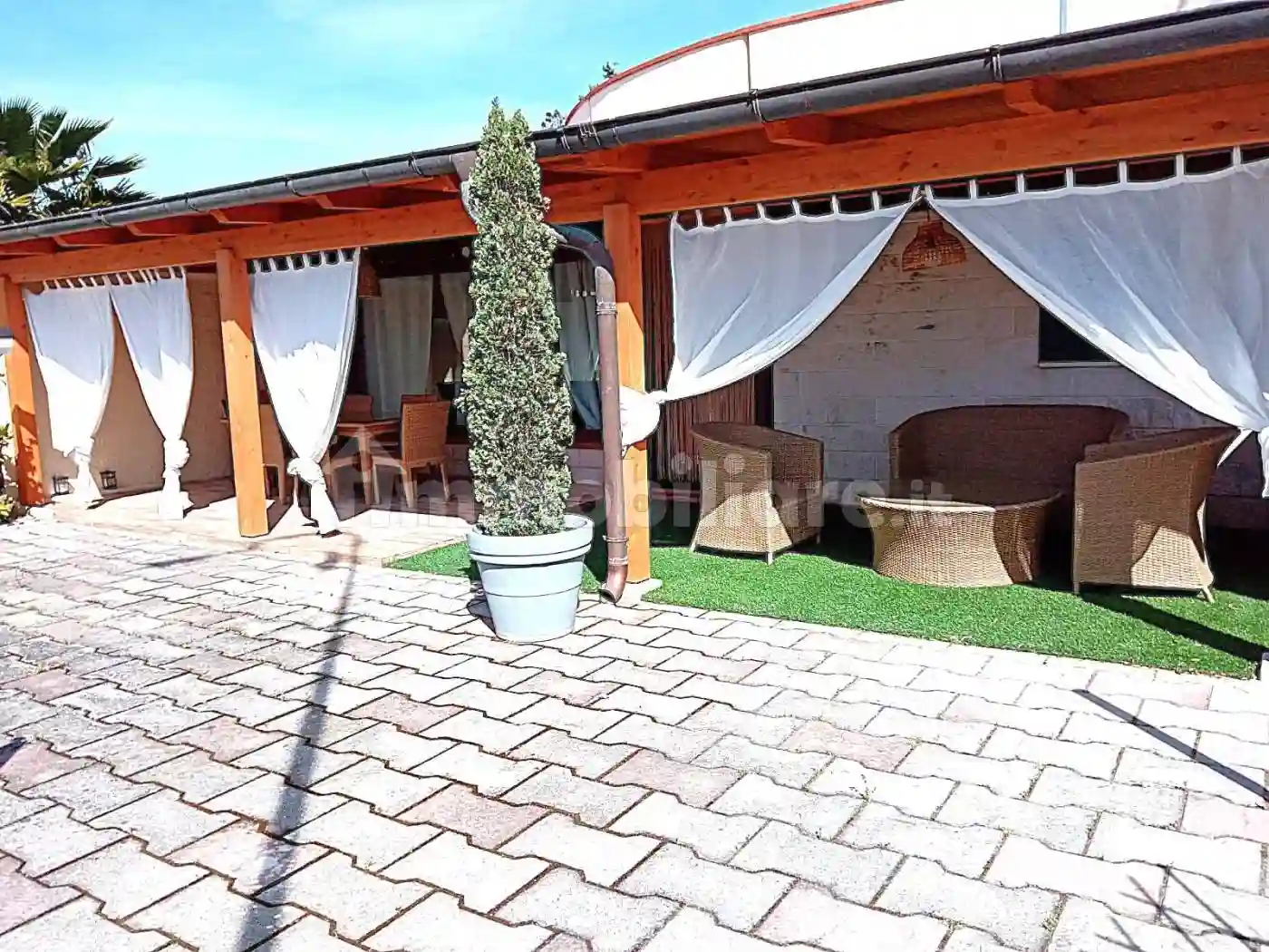 Villa - foto 2