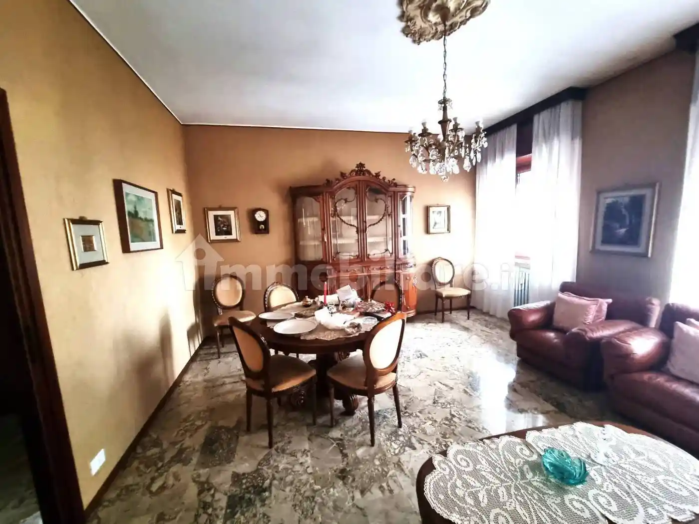 Appartamento in vendita a Pavia