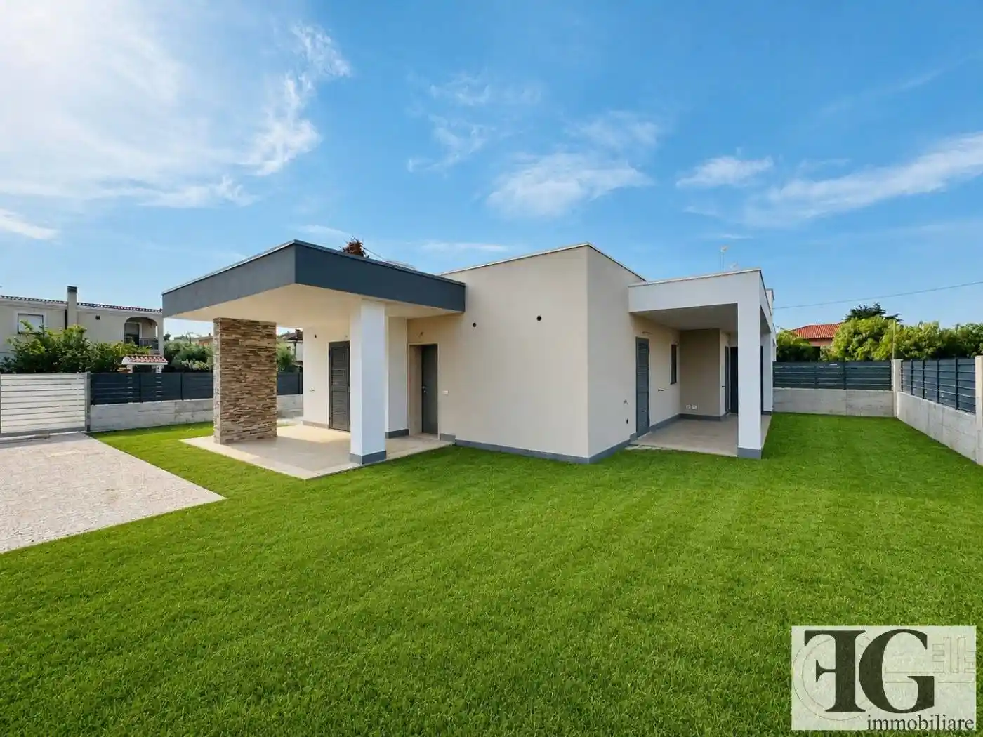 Villa in vendita a Cisterna di Latina