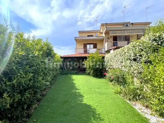 Villetta a schiera in vendita a Montespertoli