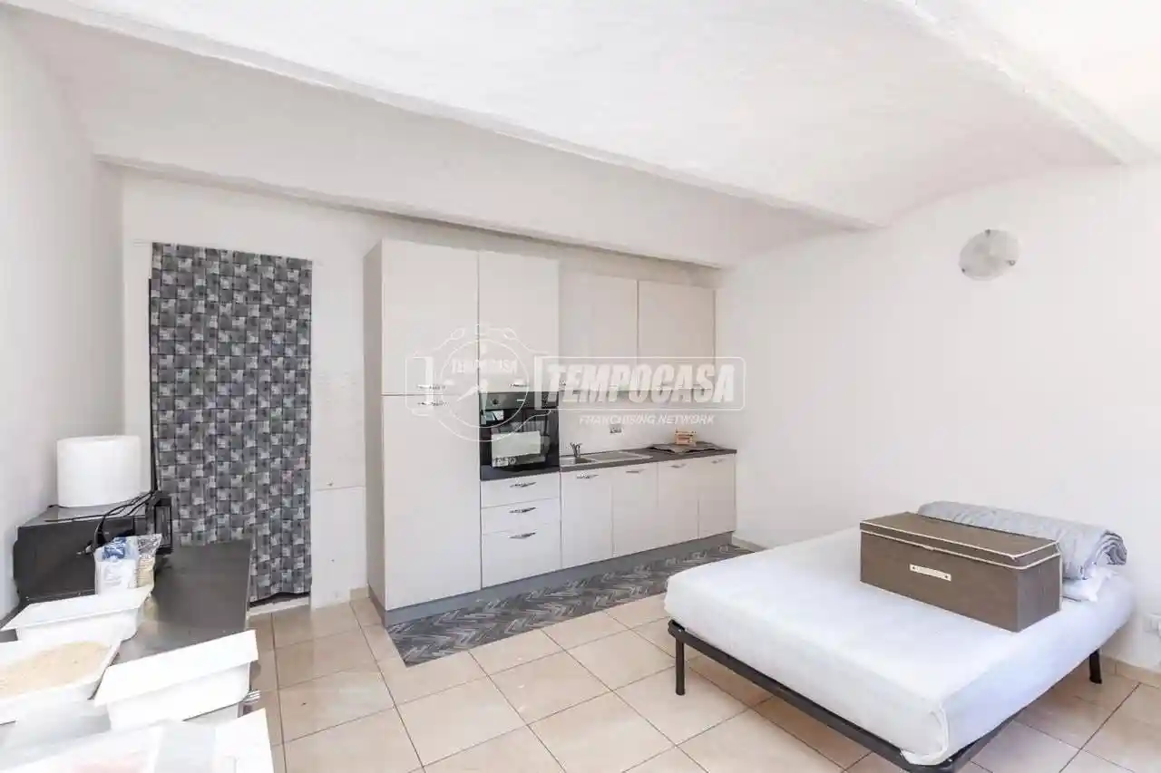 Casa indipendente in vendita a Santo Stefano Roero