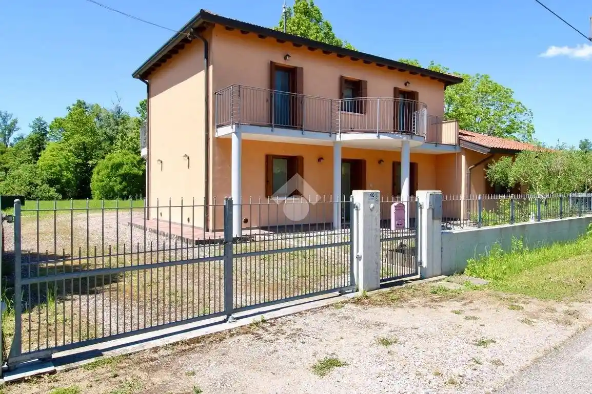 Villa in vendita a Porpetto