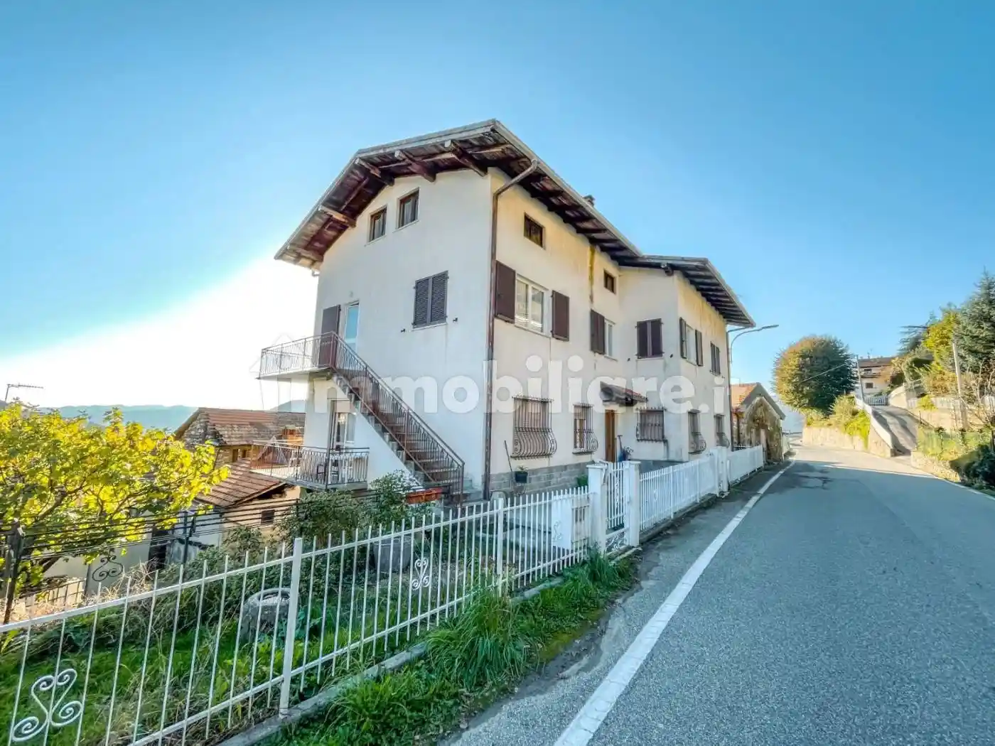Appartamento in vendita a Armeno