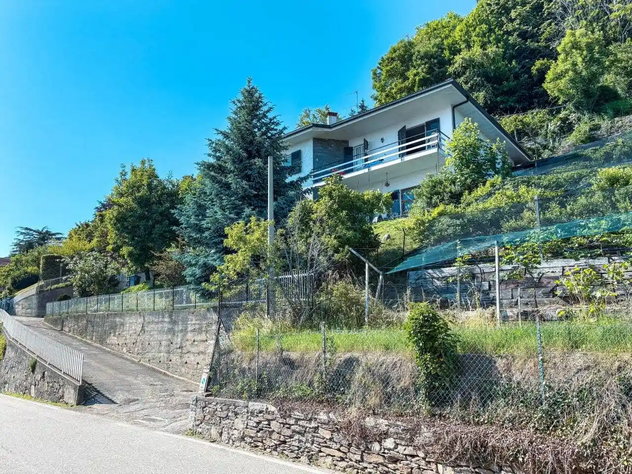 Villa in vendita a Armeno