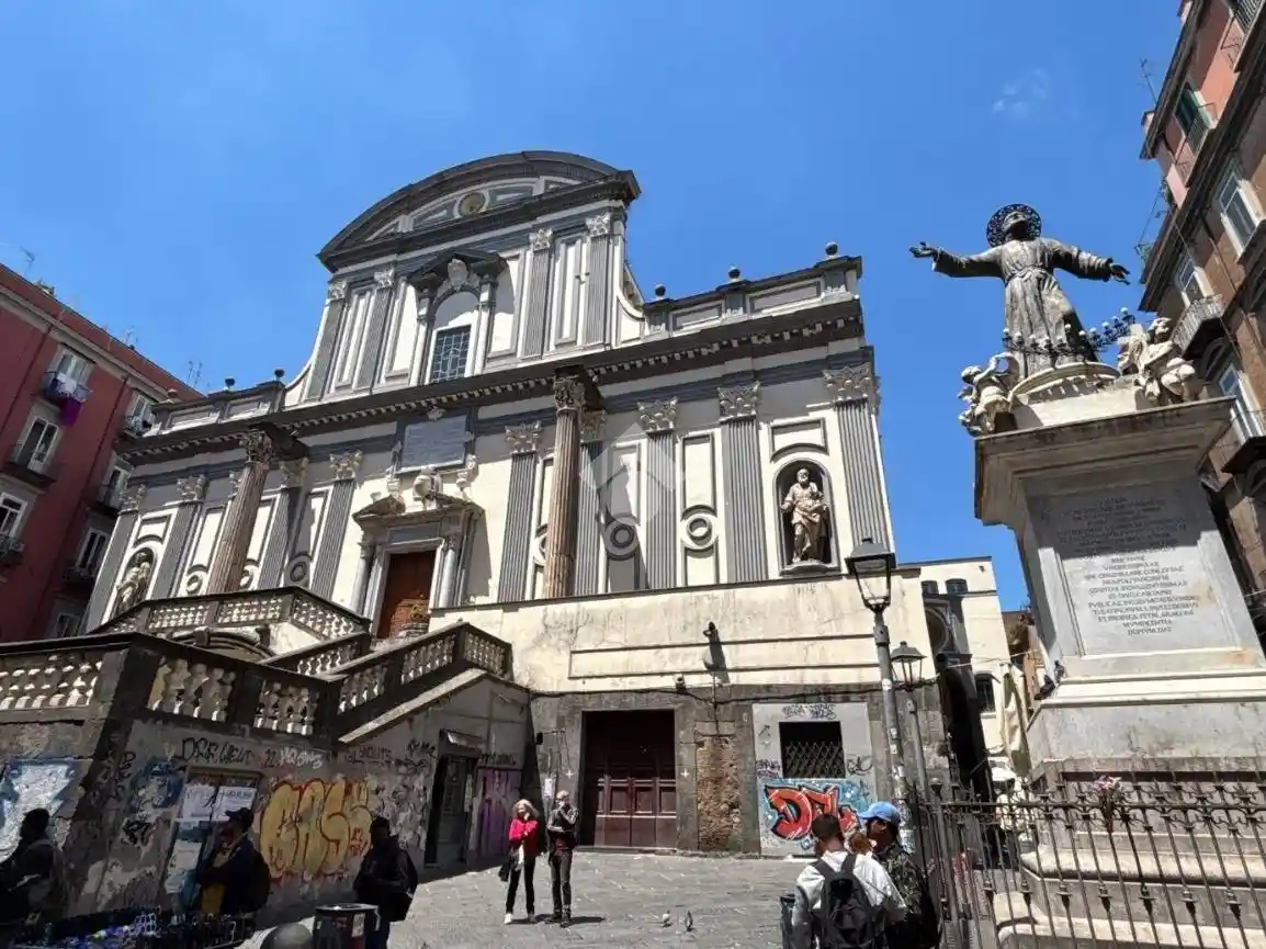 Appartamento in vendita a Napoli