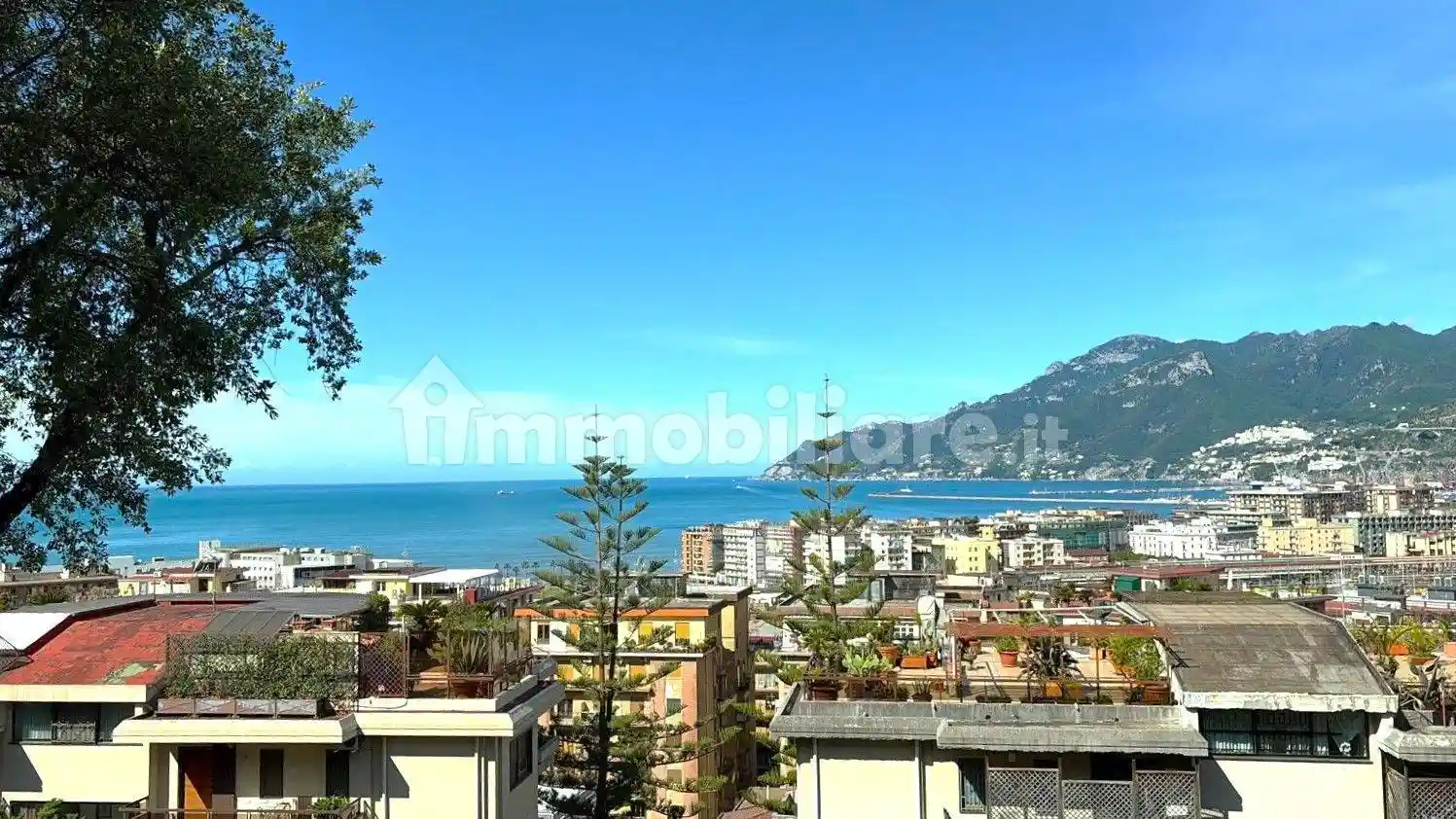 Appartamento in affitto a Salerno