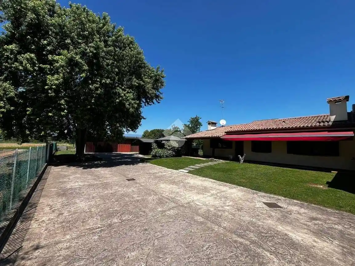 Villetta a schiera in vendita a Volpago del Montello