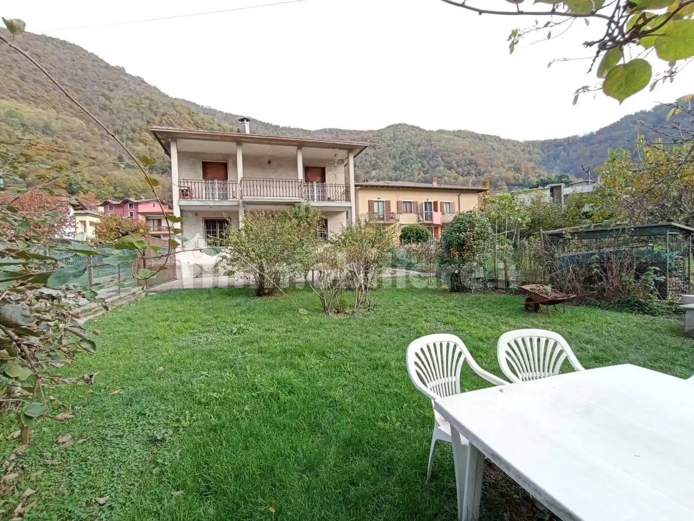 Villa in vendita a Sarezzo