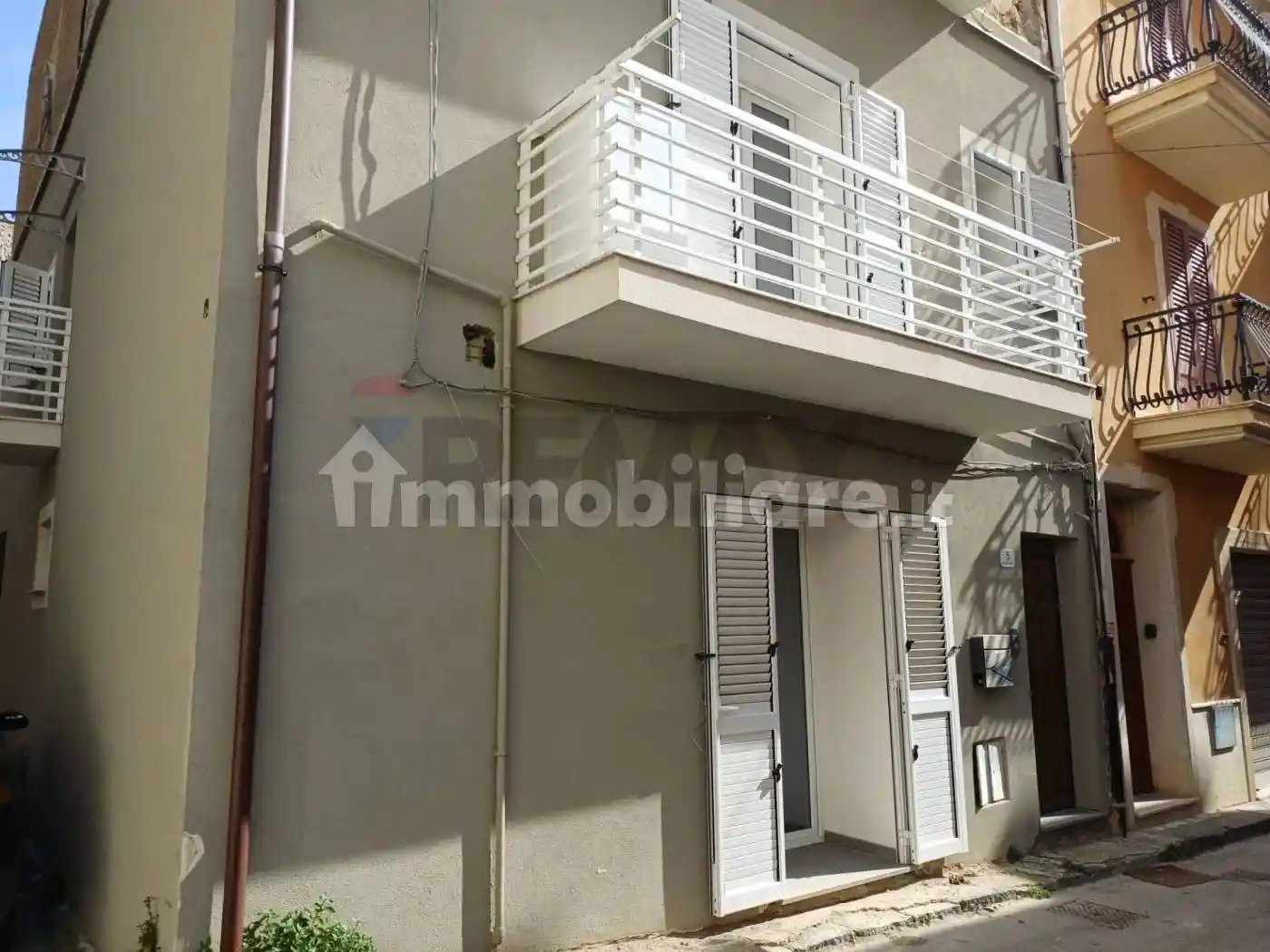 Casa indipendente in affitto a Favara