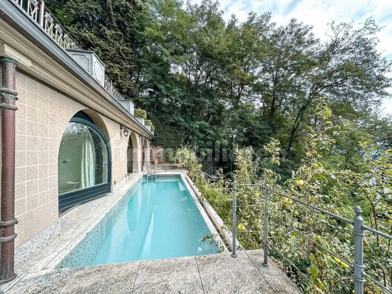 Villa in vendita a Meina