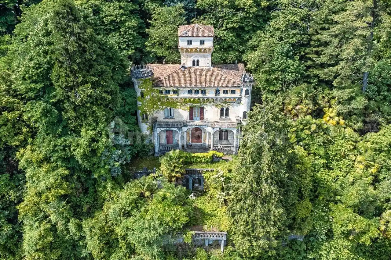Villa in vendita a Stresa