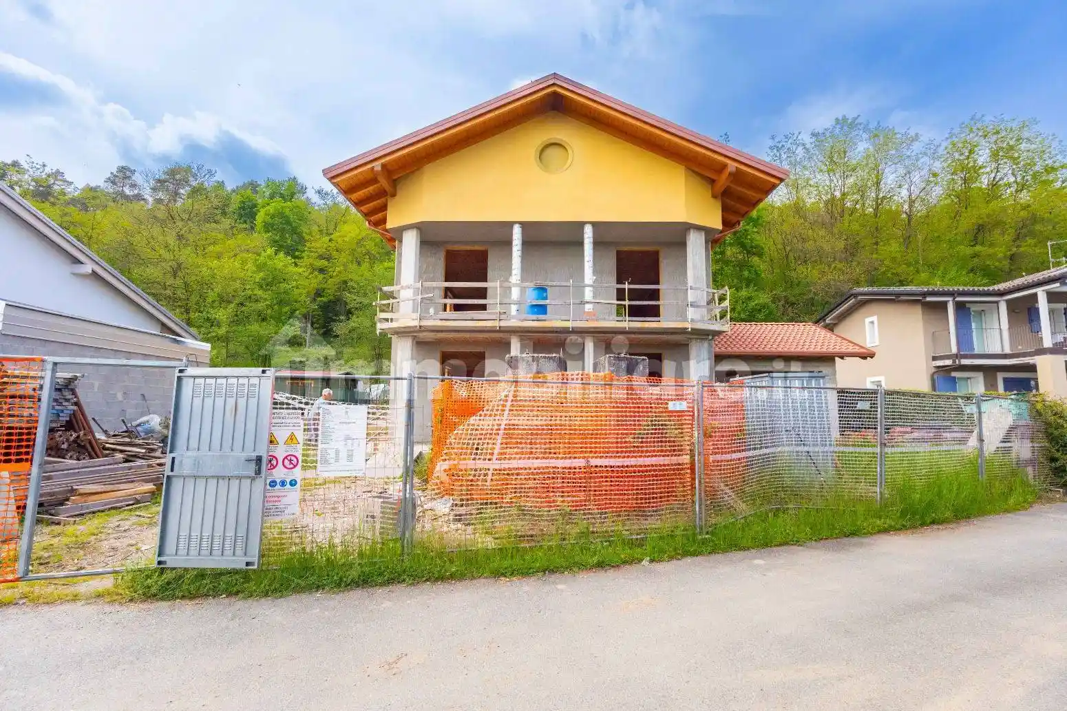 Villa in vendita a Oleggio Castello