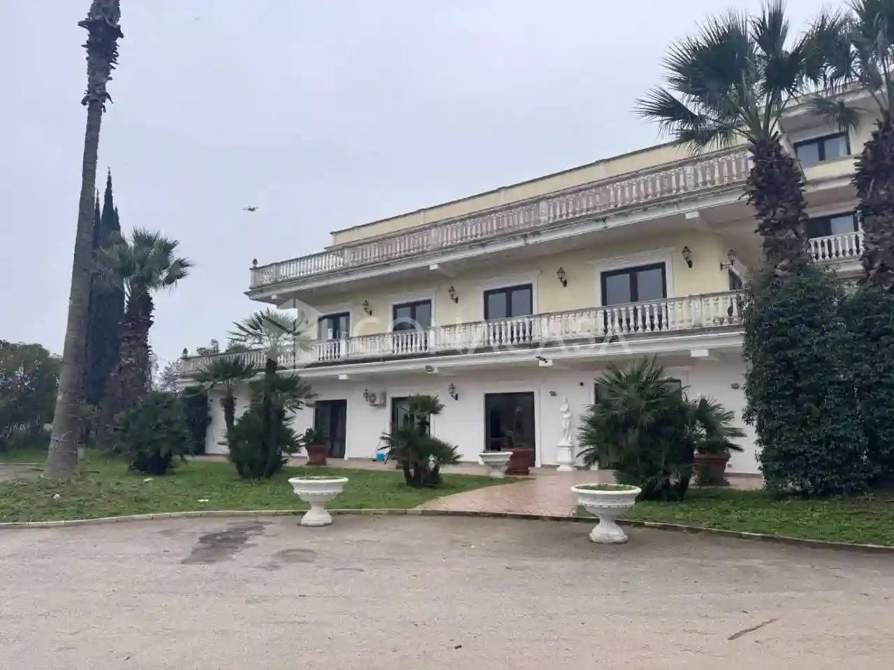 Palazzo - Edificio - foto 2