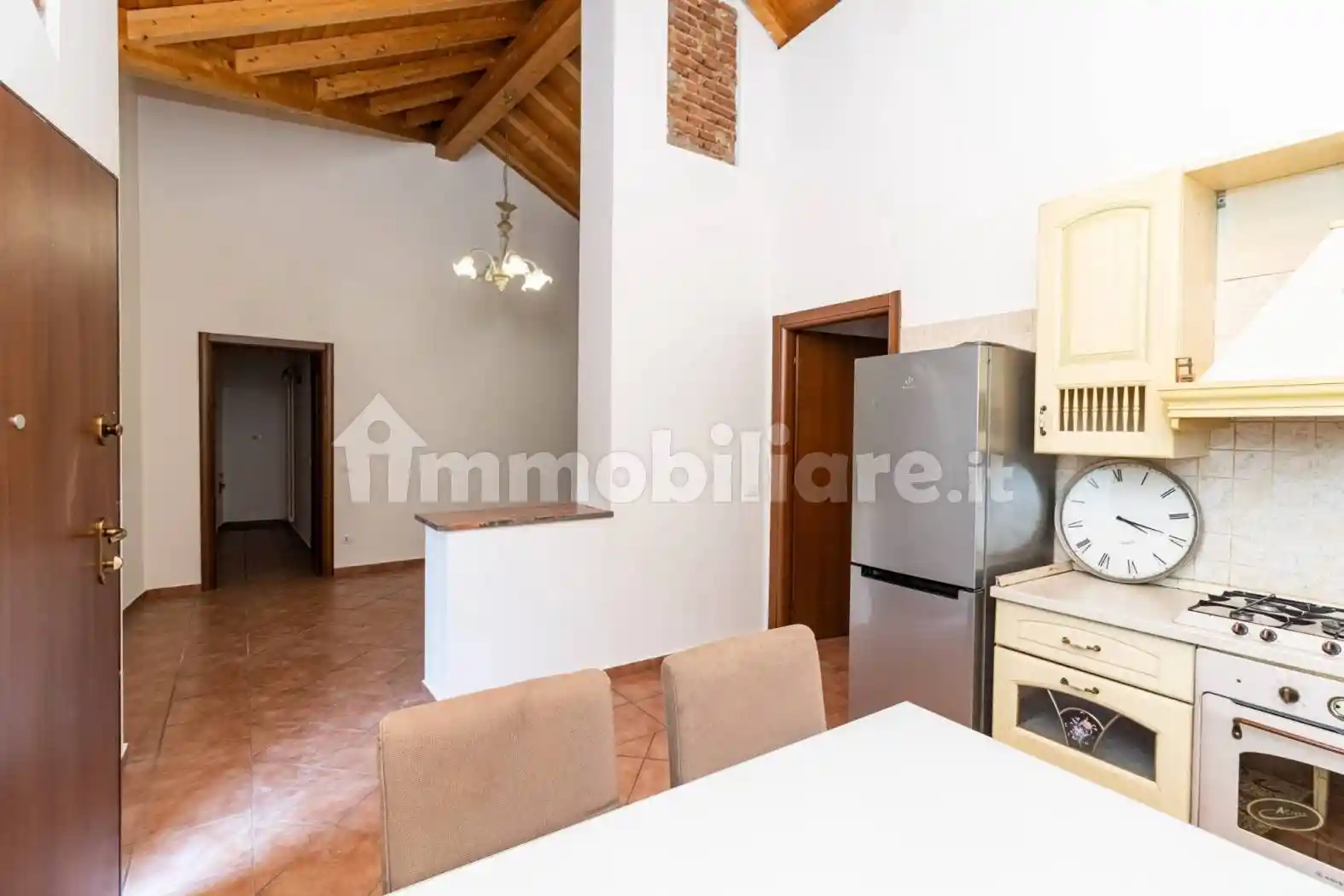 Appartamento in vendita a Biassono