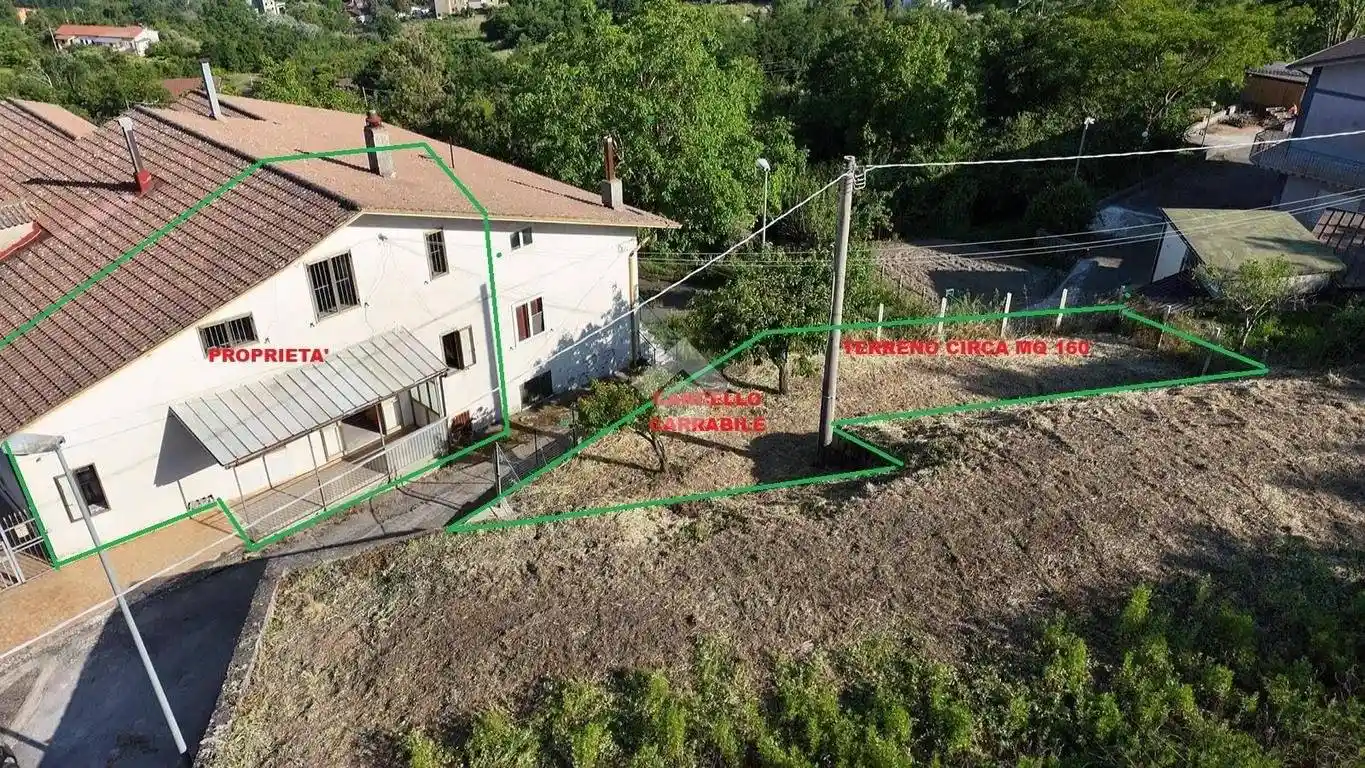 Casa indipendente in vendita a Pietrastornina