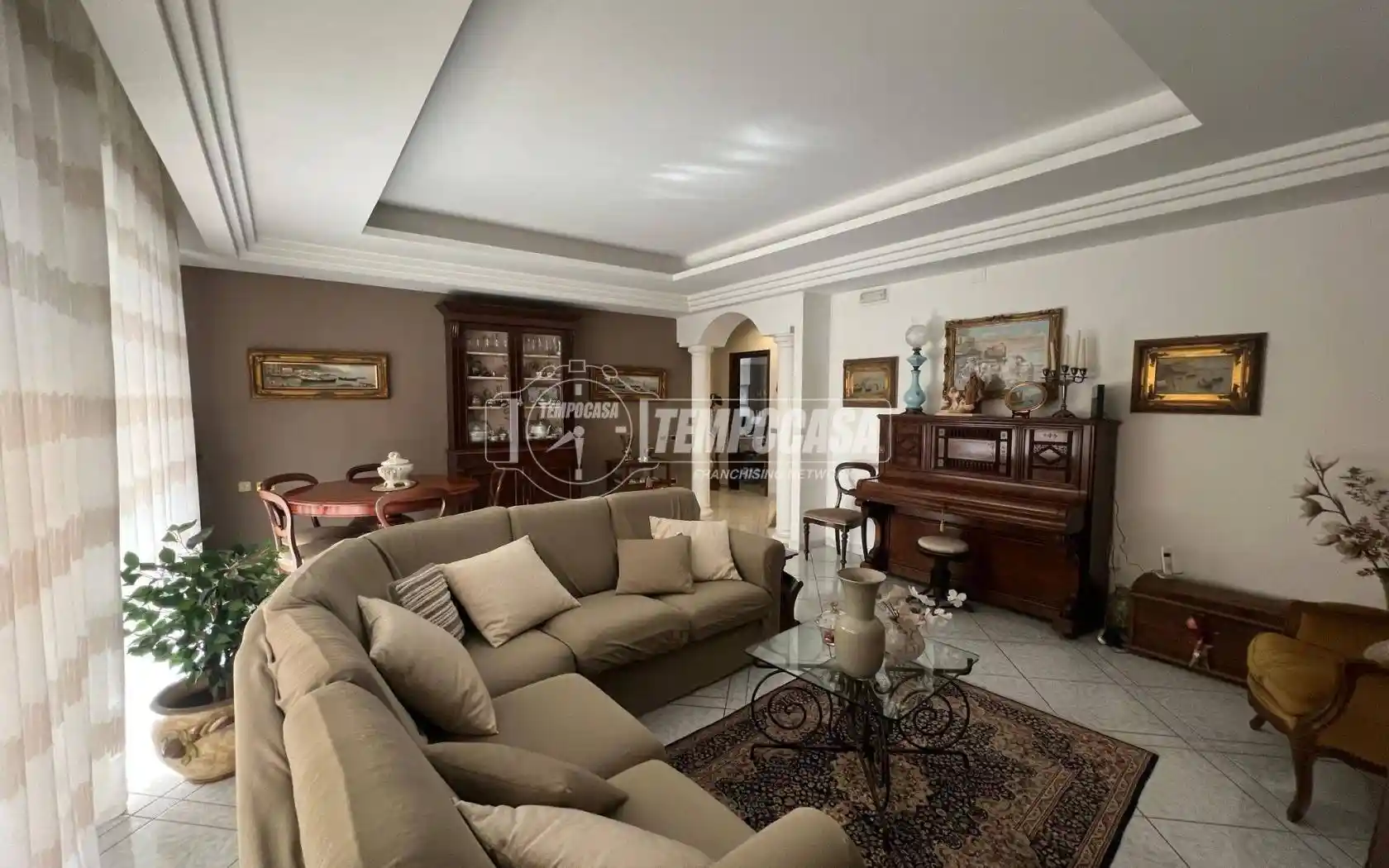Appartamento in vendita a Napoli
