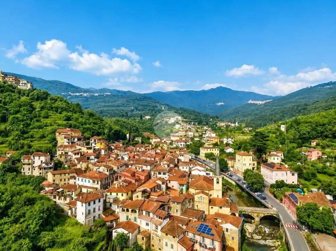 Casa indipendente in vendita a Borgomaro