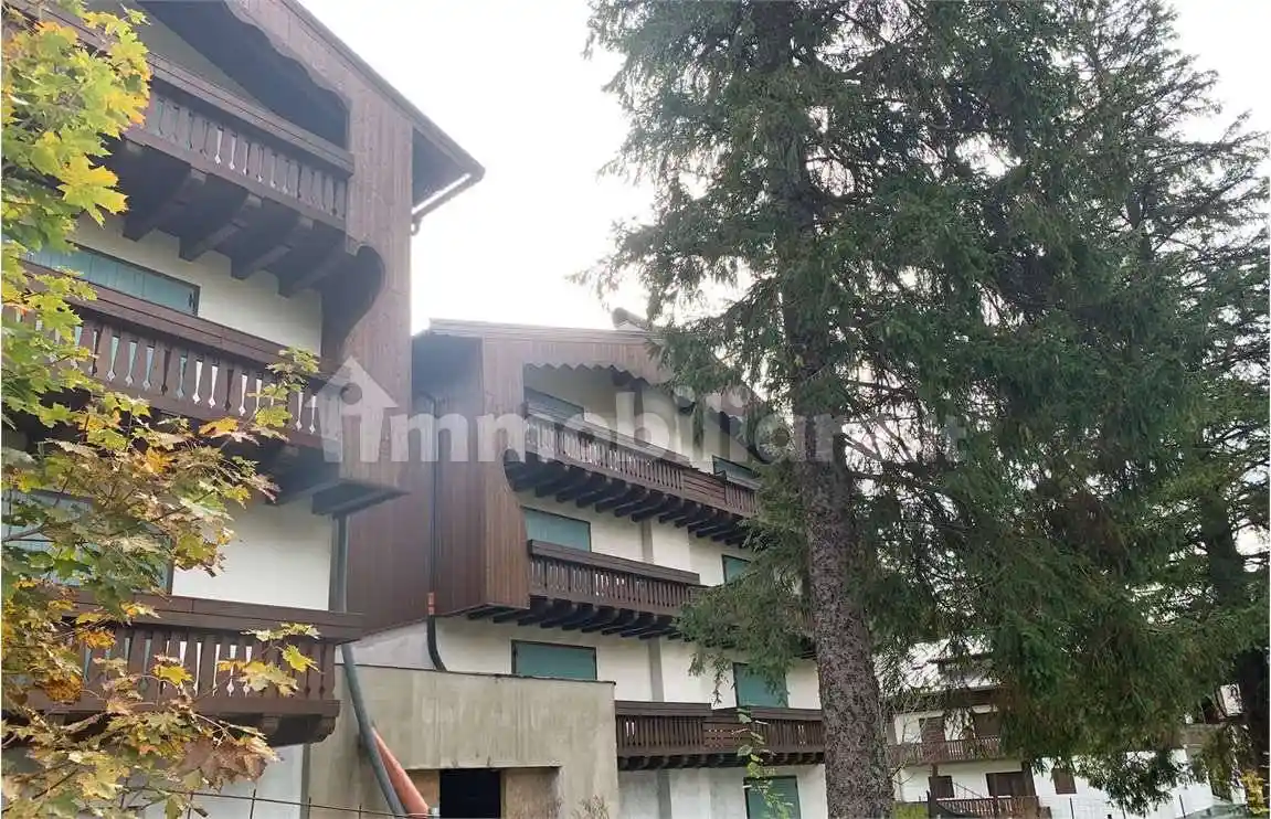 Palazzo - Edificio in vendita a Cortina d'Ampezzo
