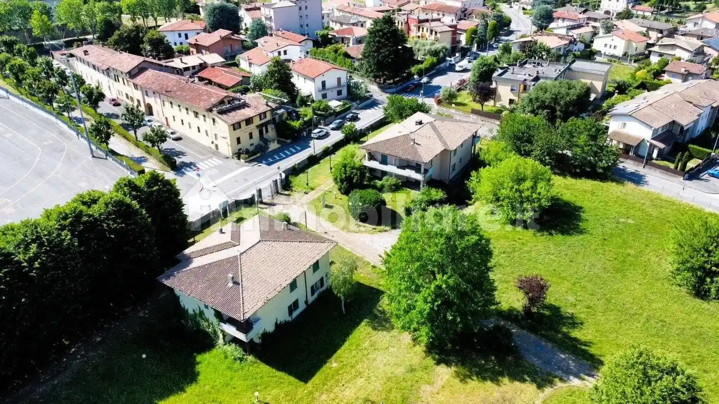Villa in vendita a Rovato