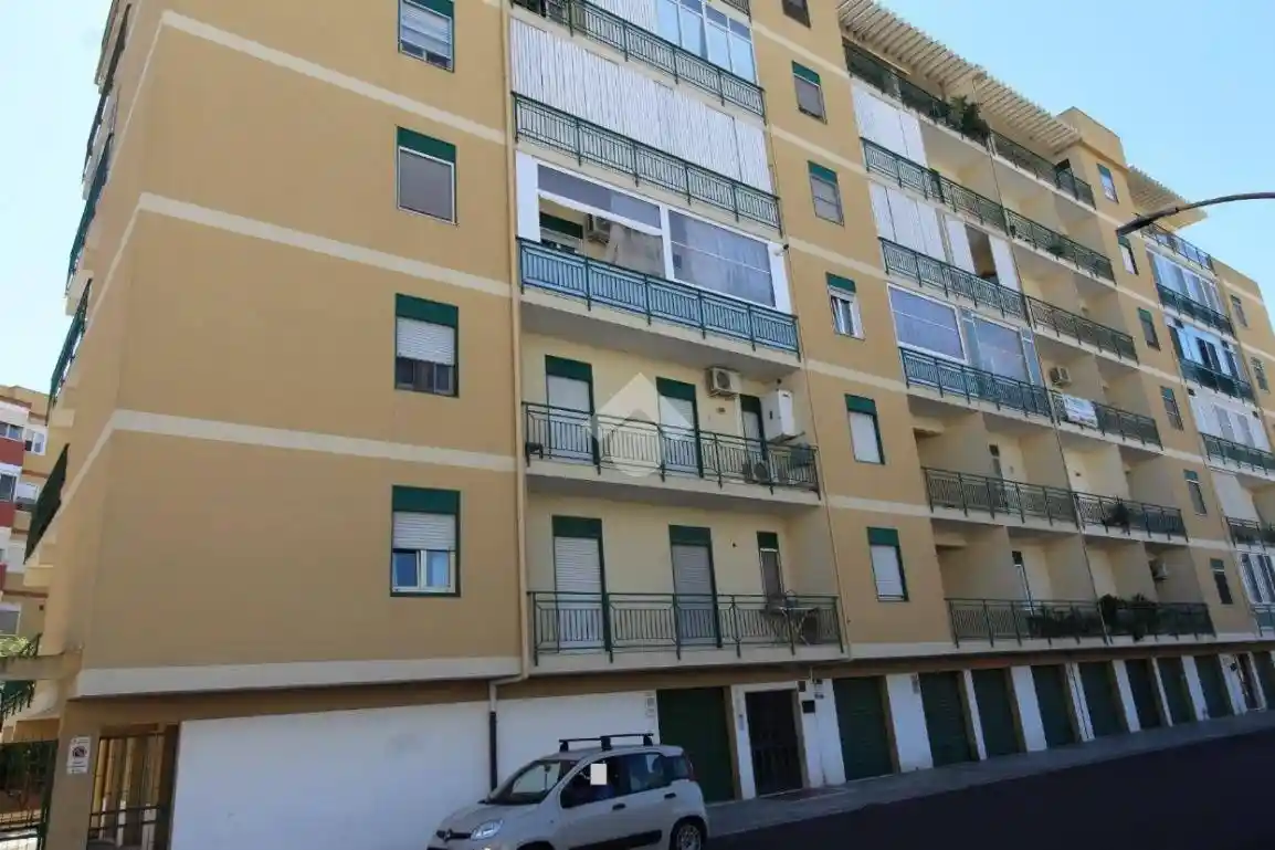 Appartamento in affitto a Brindisi