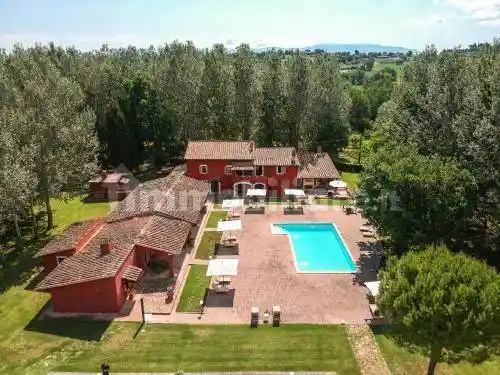 Villa in vendita a Bevagna