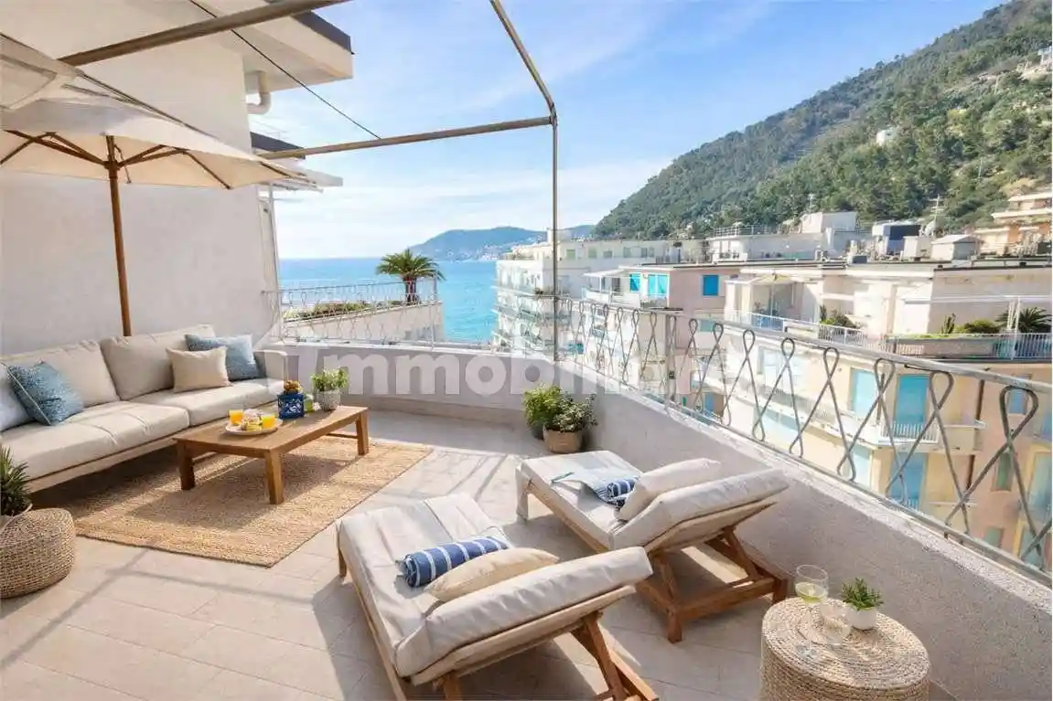 Appartamento in vendita a Alassio