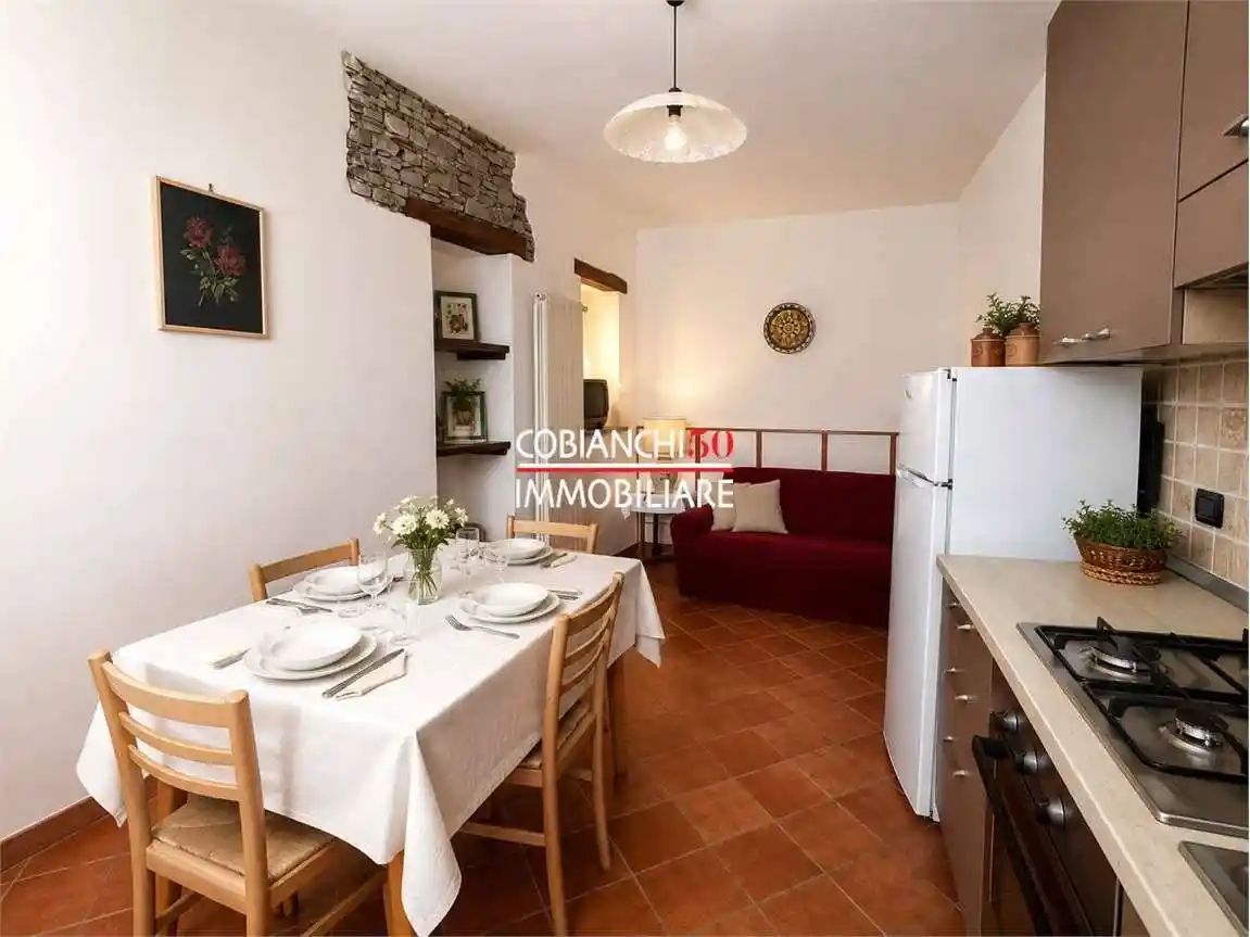 Appartamento in vendita a Aurano