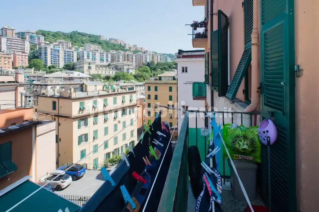 Appartamento in vendita a Genova