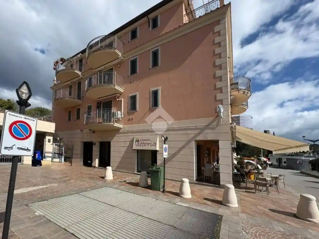 Appartamento in vendita a Camerota
