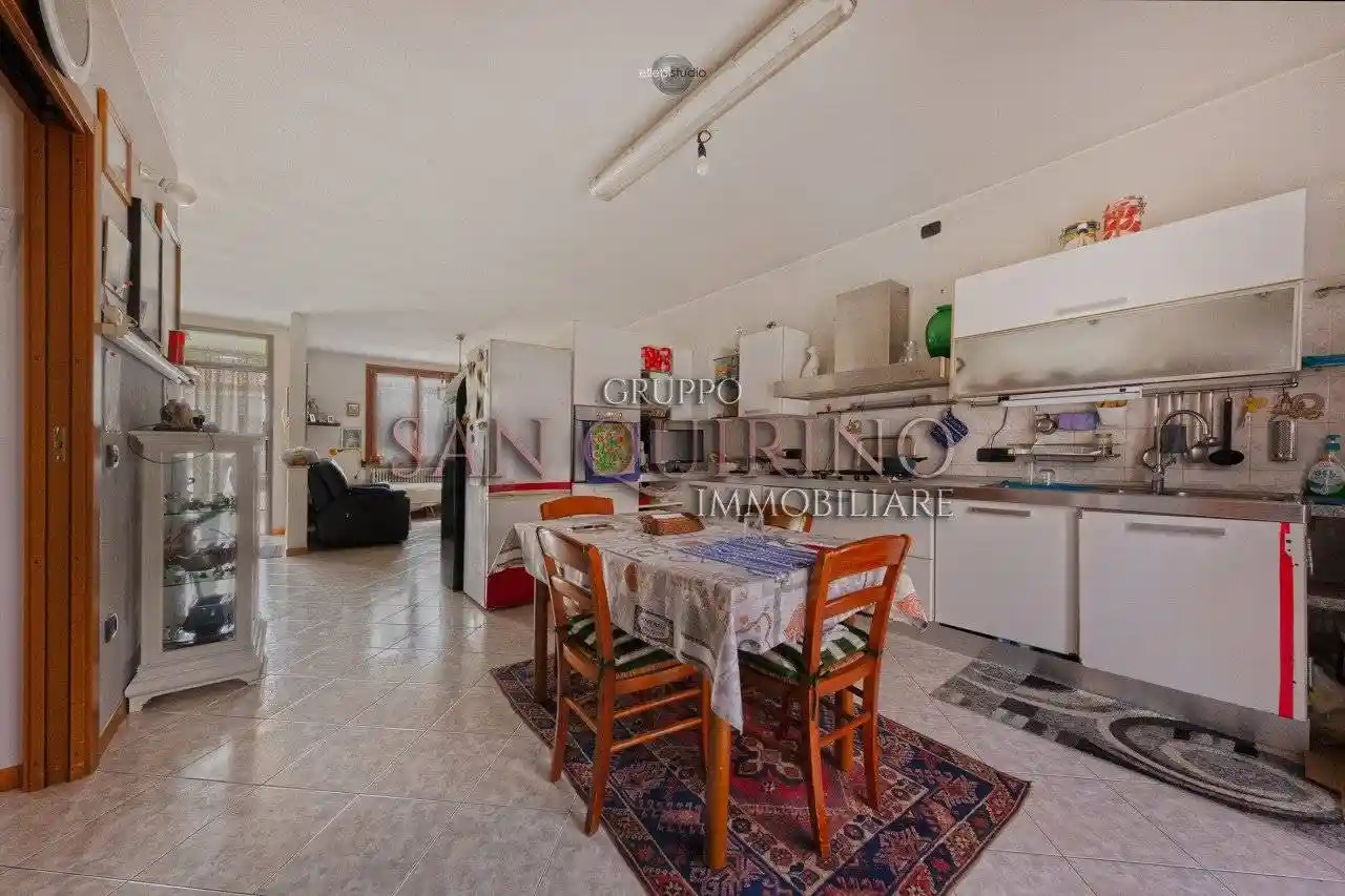 Casa indipendente in vendita a Moglia