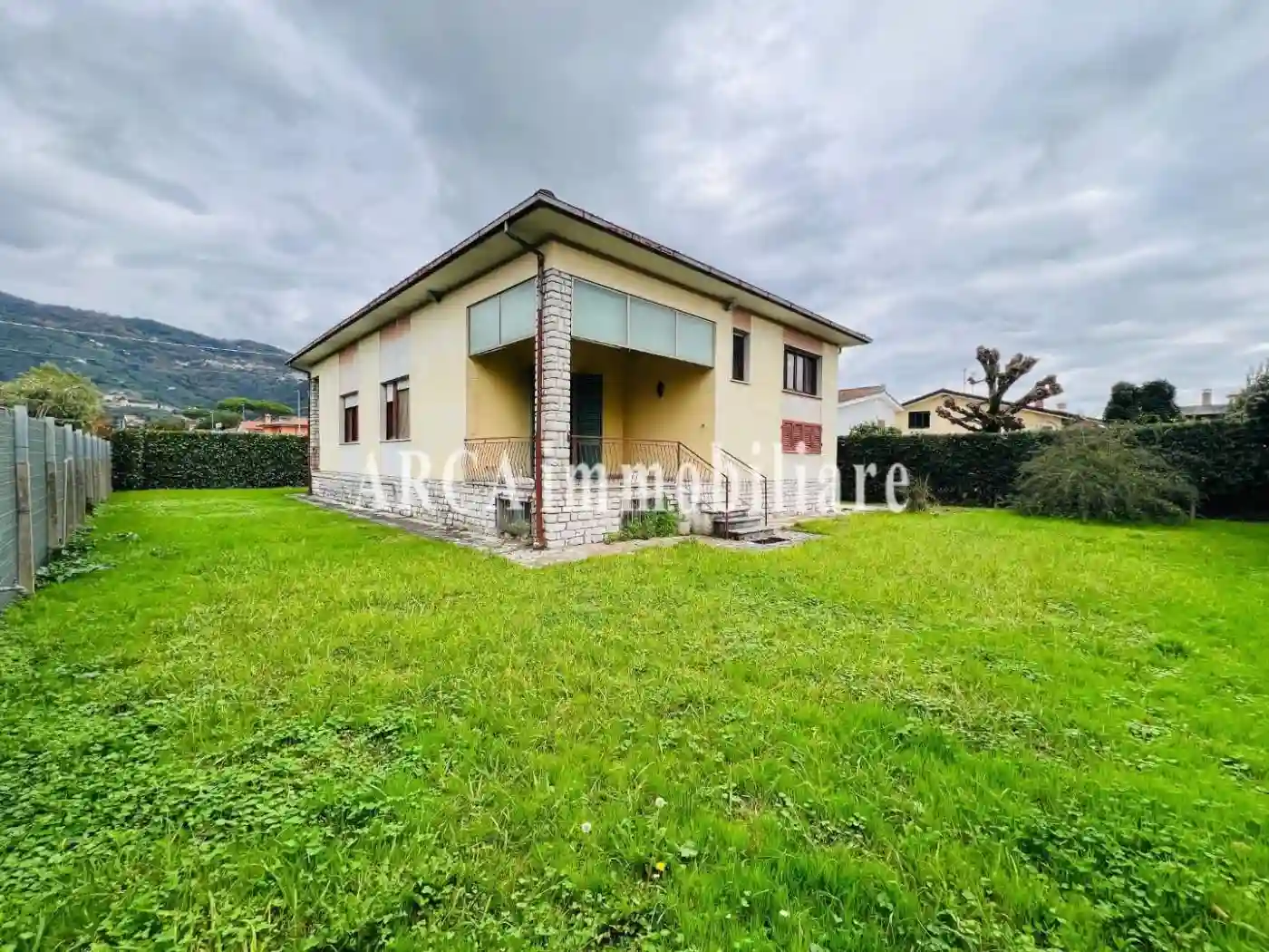 Villa - foto 2