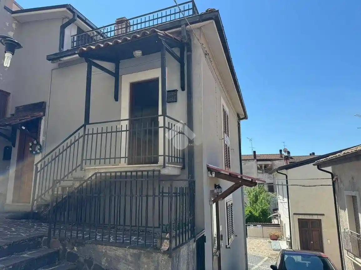 Casa indipendente in vendita a Castel di Sangro
