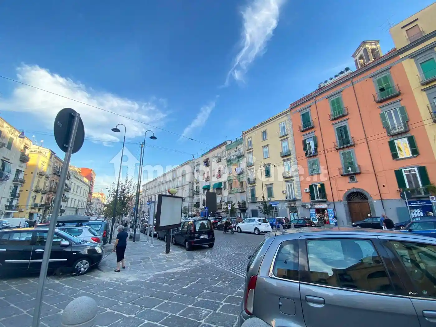 Appartamento in vendita a Napoli