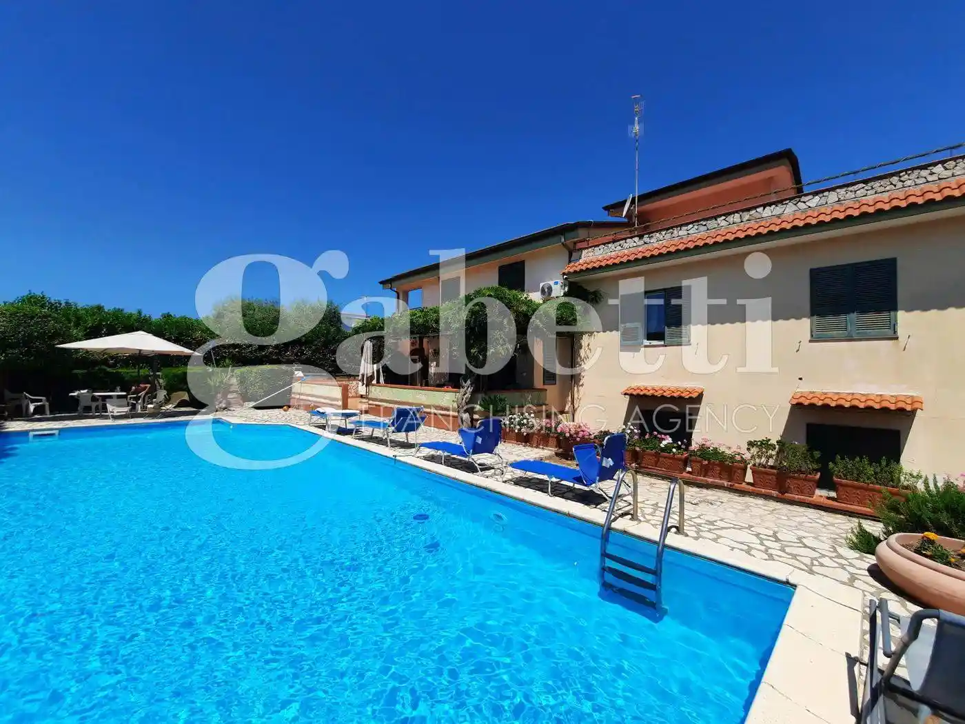 Villa in vendita a Giugliano in Campania