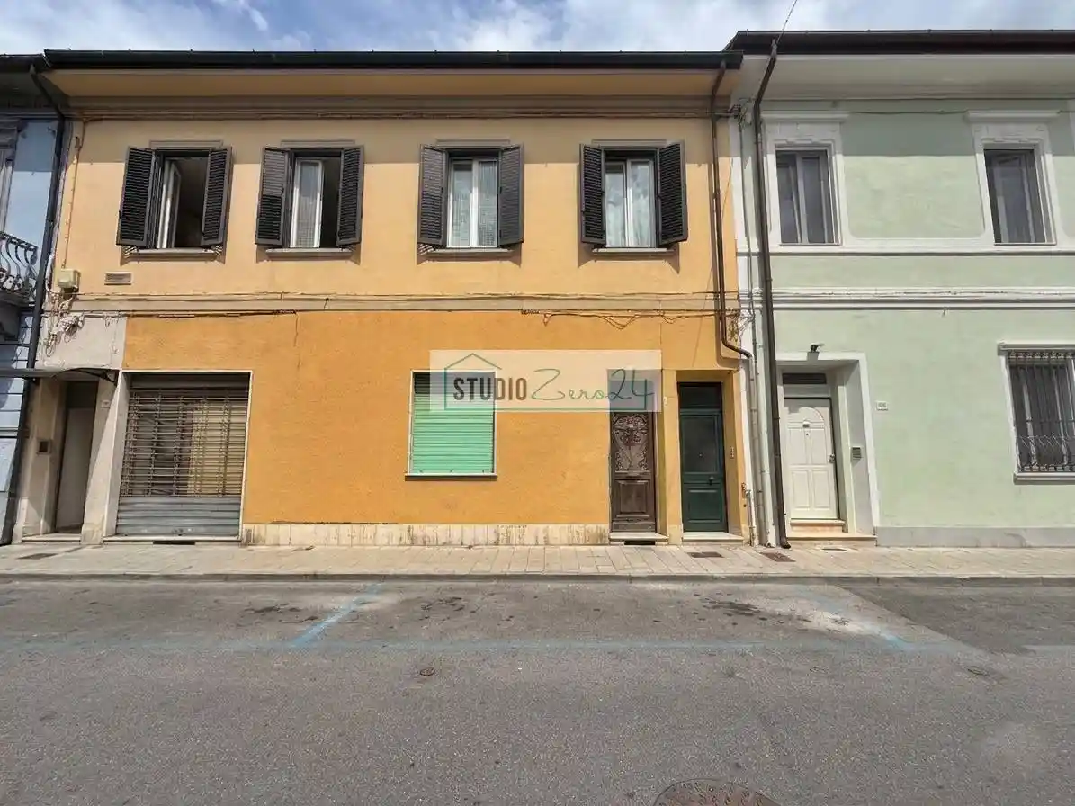 Appartamento in vendita a Viareggio